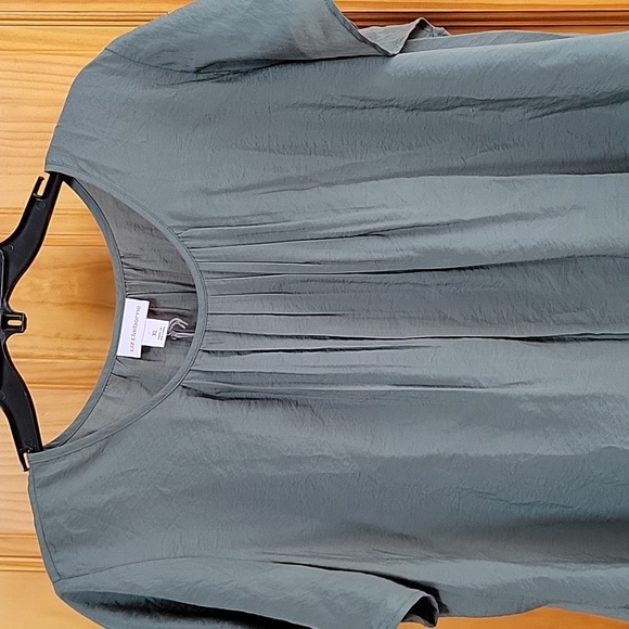 Liz Claiborne top NWT - Picture 3 of 5